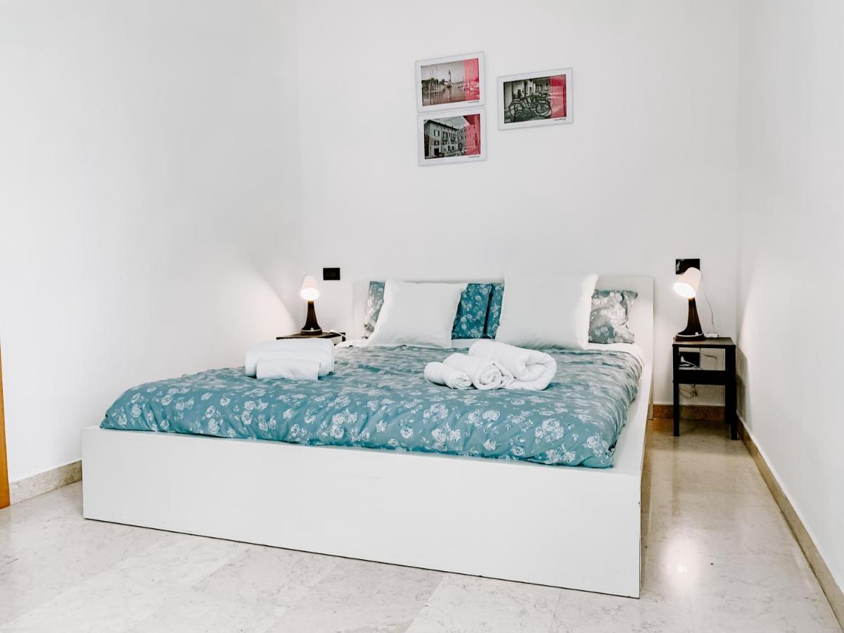 Appartamento Il Poeta - Affitti Brevi Italia ริมินี ภายนอก รูปภาพ